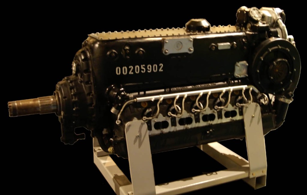 DB 605 airplane engine, inverted liquid cooled v12